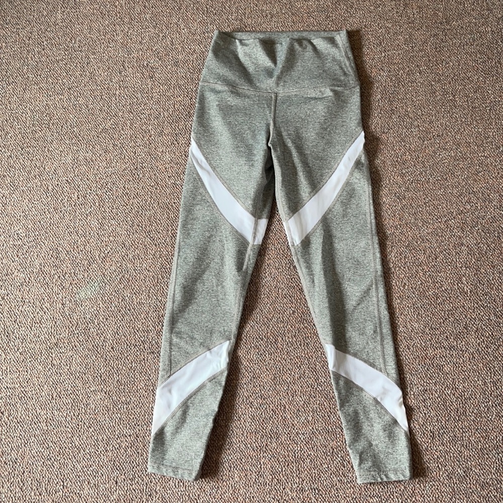 Aerie Chill Play Move Leggings